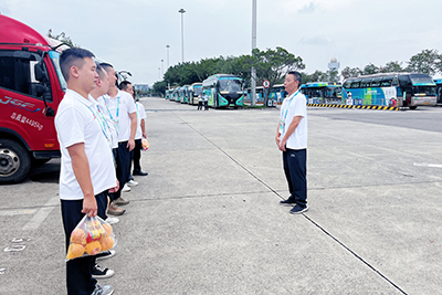 E:2023.77.28【助力大运】以关爱鼓舞士气，，，，，，，拼全力备战大运——一定发运业一连开展慰问运动官网20230728-01-彤熙4.jpg