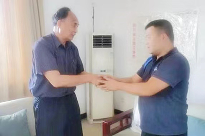 E:2023.77.28一定发长运大邑：【最美运业人】寻得“救命恩人”，，，，，古稀老人激动送锦旗官网20230728-02-02.jpg