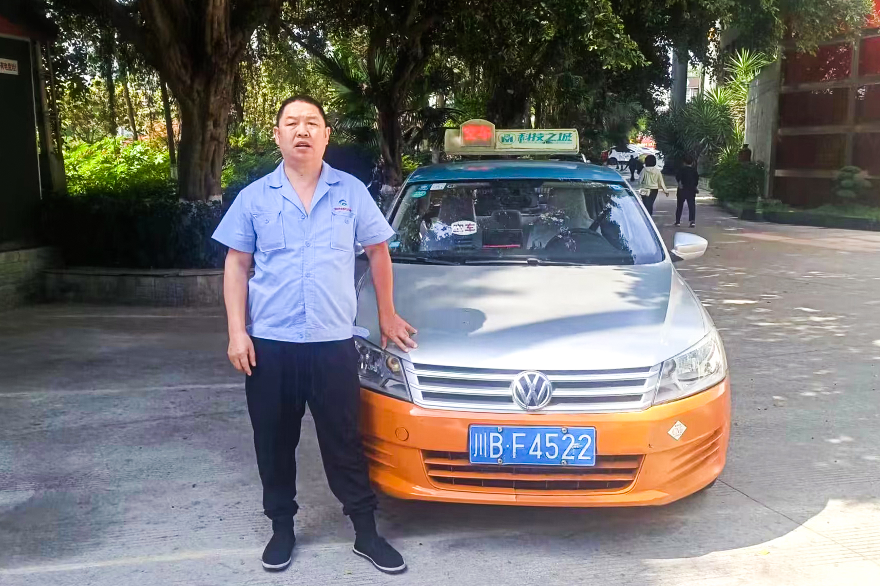 【最美运业人】旅客突发疾病，，，，，，“的哥”迅速送医